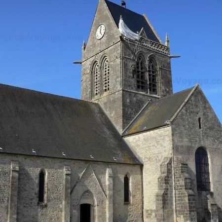 Villa Gite En Cotentin Etienville Exterior foto