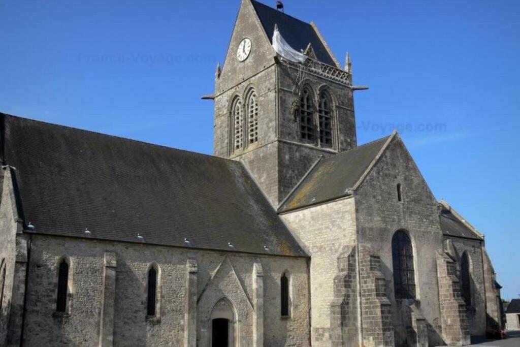 Villa Gite En Cotentin Etienville Exterior foto